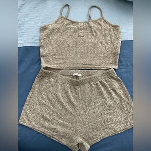 Cozy Two-Piece Ribbed Knit Pajama Set in Taupe